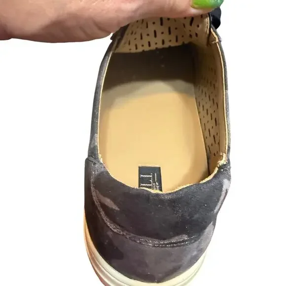 GILI Women’s Adalie Lace Up Sneakers Black Perforated Camo Trim Size 8M NWB - Picture 7 of 16